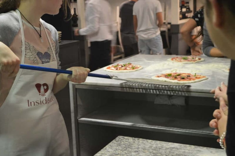 Rome: Hands-On Pizza Making Class near the Vatican with Wine - Why this Vatican-area class works so well
