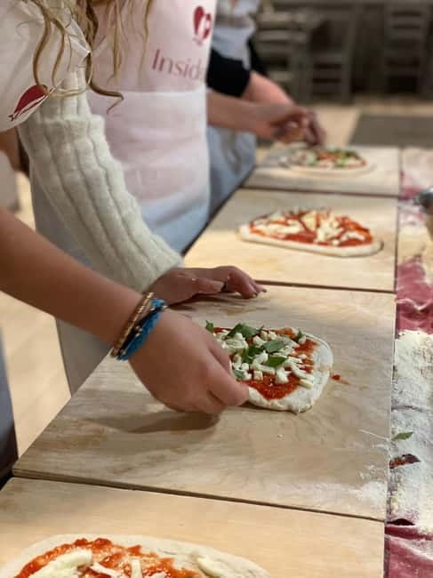 Rome: Hands-On Pizza Making Class near the Vatican with Wine - From welcome drink to pizza dough