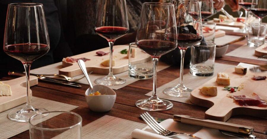 Rome: Italian Food and Wine Guided Tasting Experience - Pizza, antipasti, and the first taste of Rome