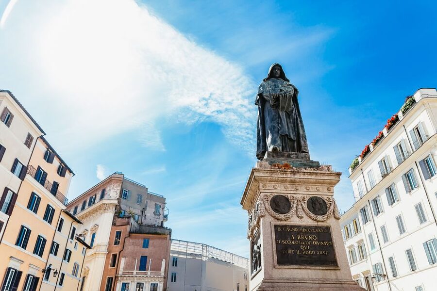 Rome: Jewish Ghetto & Campo de Fiori by Night Food Wine Tour - Ancient Rome between the plates
