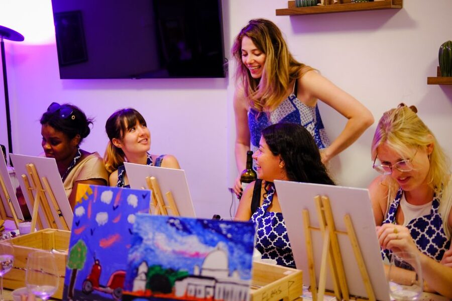 Rome: Painting Class with Unlimited Wine - Painting Rome inside a 17th-century palazzo