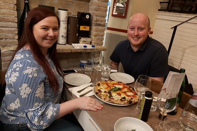 Rome: Pizza & Tiramisu Class with Free Flowing Fine Wine - Wine, soft drinks, and the social side of the class