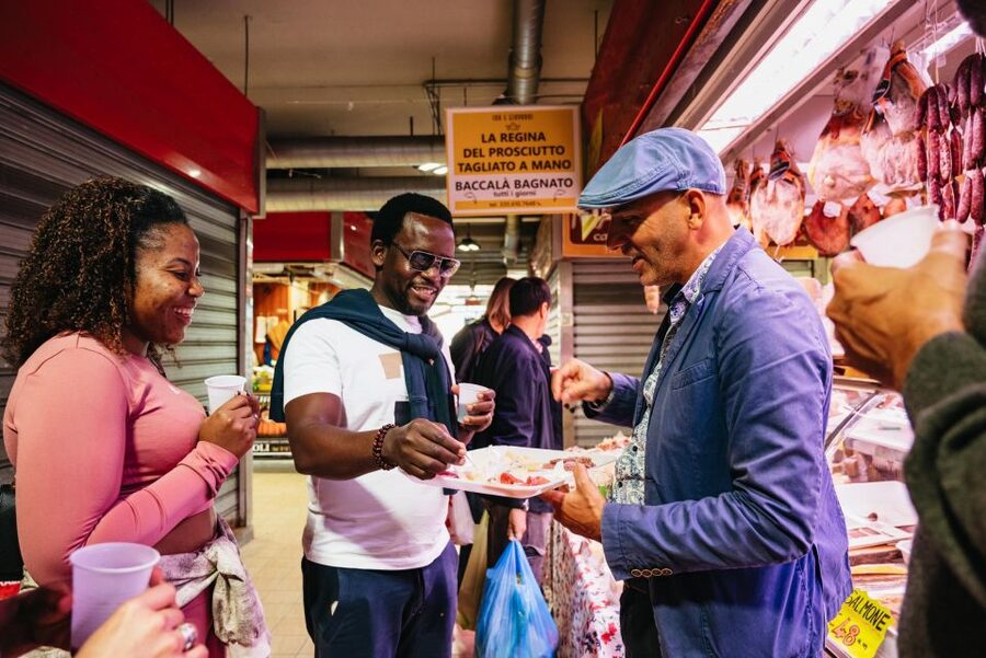 Rome: Trionfale and Prati Food and Wine Tasting Tour - Mercato Trionfale: the main event after 90 minutes