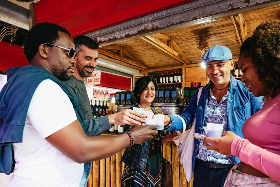 Rome: Trionfale and Prati Food and Wine Tasting Tour - Food restrictions and practical preparation