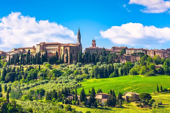 Rome: Tuscany & Montepulciano Day Trip with Lunch & Wine Tasting - The coach ride through Val d’Orcia