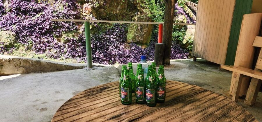 Roseau: Titou Gorge, Hot Spring, Falls & Champagne Reef Tour - Tia’s Hot Spa slows the day down