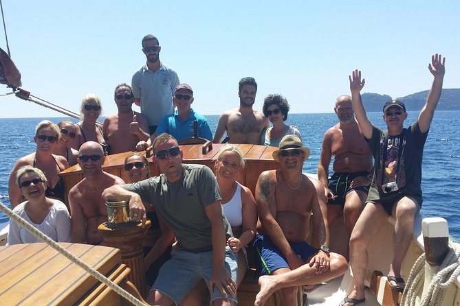 Sailing day trip on Tall Ship Andrea Jensen with Lunch and Wine - A simple Sardinian lunch on deck