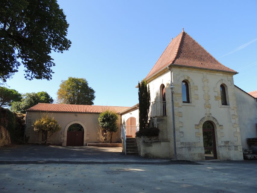 Saint-Émilion: Grand Cru Classé Winery Visit and Tasting - Getting there without losing the first glass