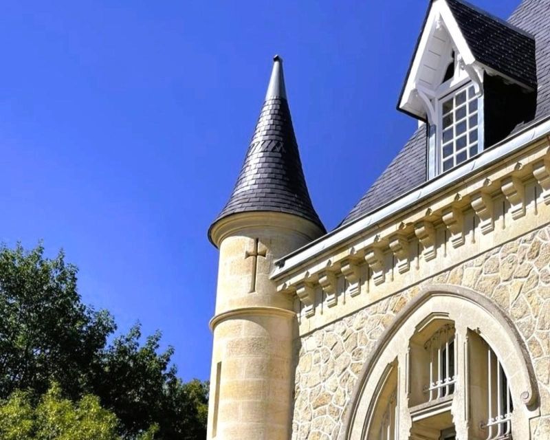Saint-Emilion: Morning Tour with Wine Tasting & Snack - Walking through a village shaped by centuries
