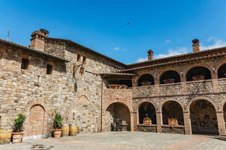 San Francisco: Luxury Small-Group Wine Tour of Napa Valley - V. Sattui brings a family-run feel