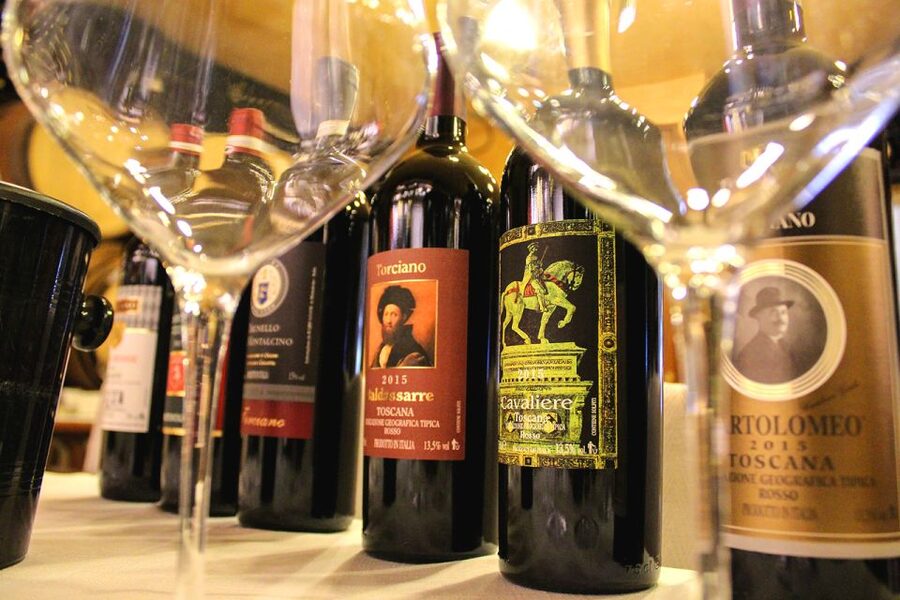 San Gimignano: Lunch or Dinner at a Winery with Wine Tasting - A Tuscan meal that can fill you up