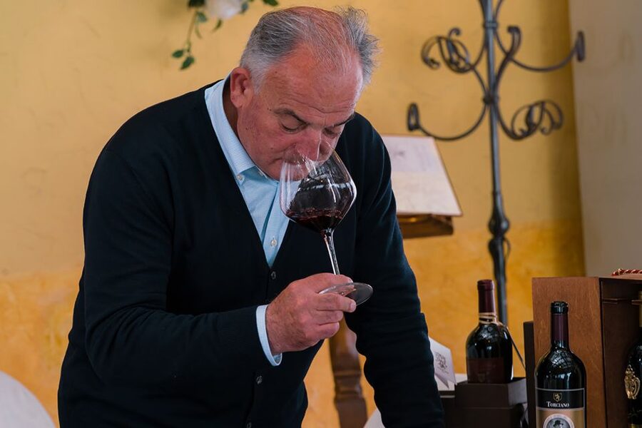 San Gimignano: Lunch or Dinner at a Winery with Wine Tasting - The tasting room and the atmosphere