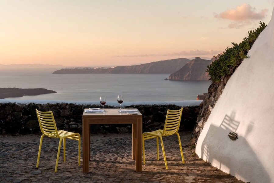 Santorini: Catamaran Cruise, Winery, & Oia Sunset Combo Tour - Why this combination works on Santorini