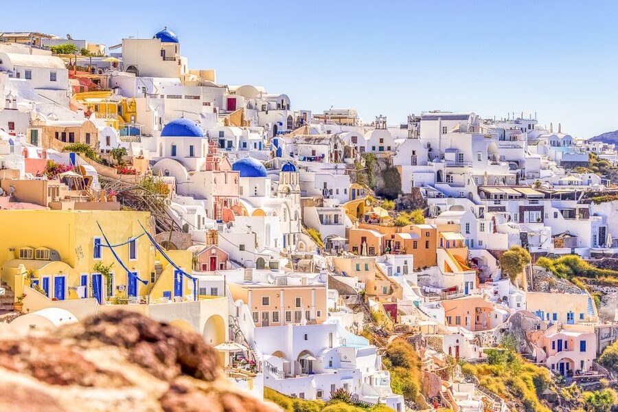 Santorini: Top Sights Day Trip, Wine Tasting, & Oia Sunset - Pyrgos and the climb to its castle