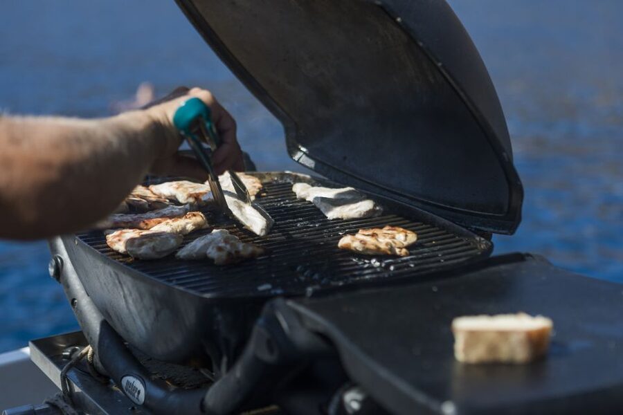 Santorini: Traditional Wooden Boat Tour with Meal and Wine - Key details before you book