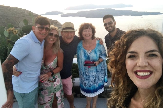 Santorini Wine Stories: Sunset Tour with Tasting & Dinner - Group size, pace, and the social factor