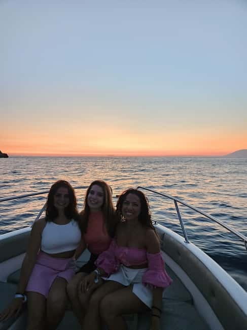 Sarandë: Sunset boat tour with local wine - Turtle Cave, or Shpella e Milotit, comes first