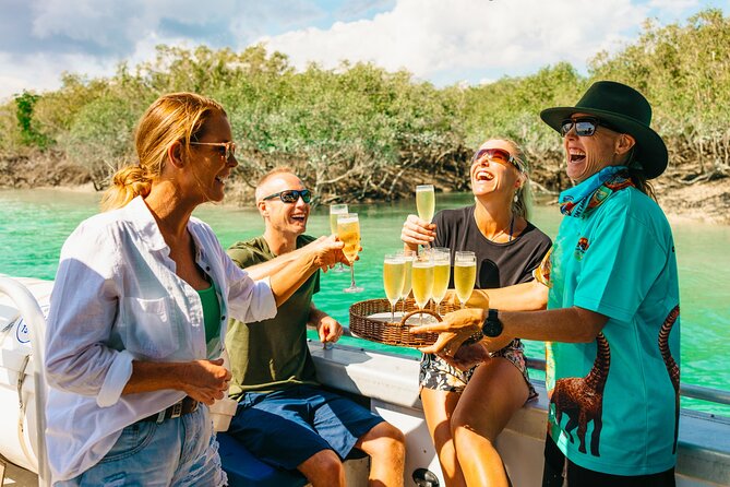 SCENIC AND PREHISTORIC CRUISE - Sparkling Wine & Gourmet Platters - Setting out on Tutti Frutti