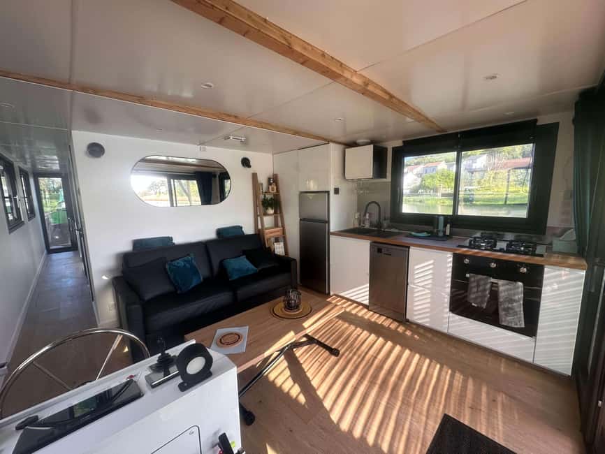 Semi Private Solar Boat Cruise in Champagne - Aÿ gives the short cruise its character