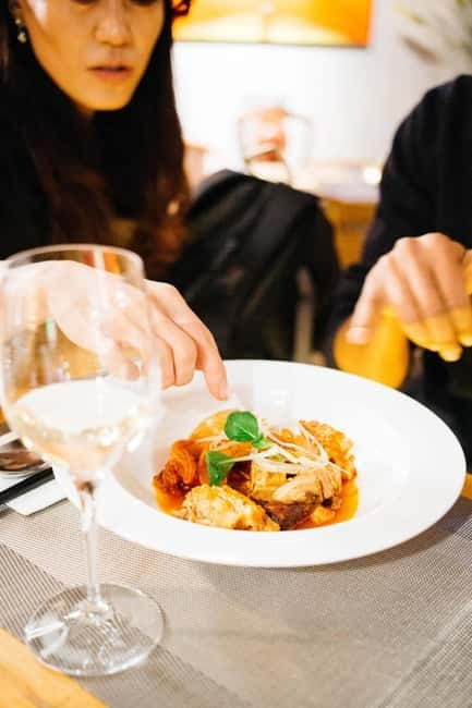 Seoul: Kimchi Dishes Cooking Class with Wine Pairing - Who should book this experience?