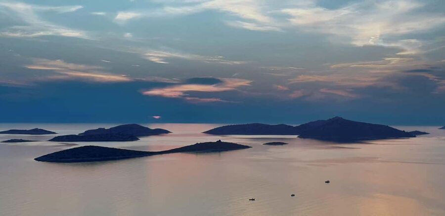 Šibenik: Croatia in a Day, Vistas, History, Olive Oil, Wine - At a glance