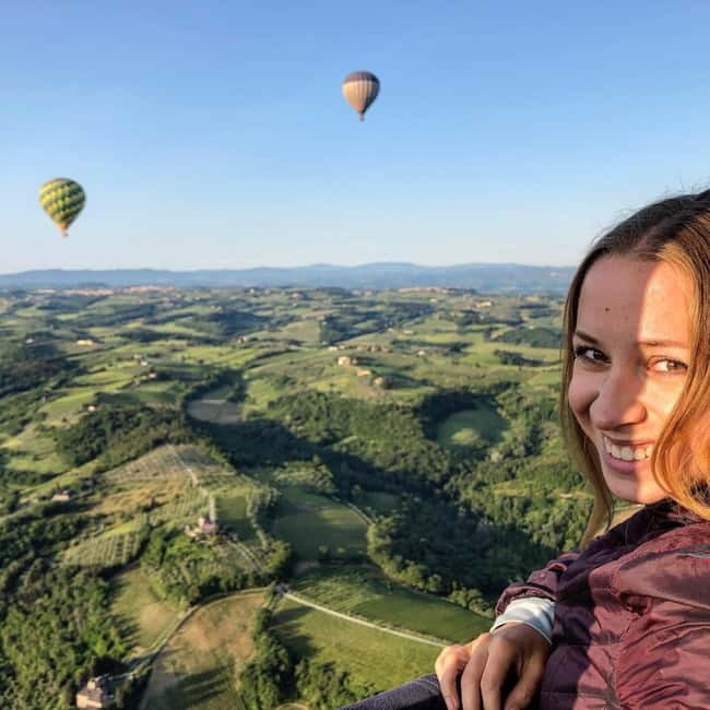 Siena: Balloon Flight Over Tuscany with a Glass of Wine - Why a balloon is a fine way to see Tuscany