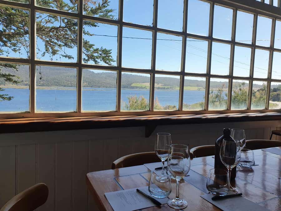 Signature Wine Tour - Hobart & SE Tasmania - Cheese, local produce, and a welcome change of flavour