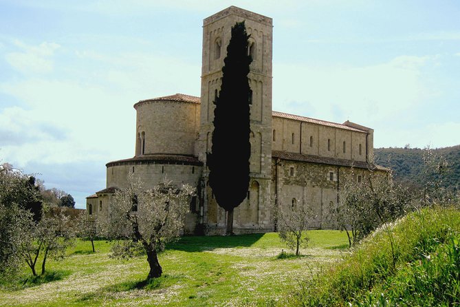 Small-Group Brunello di Montalcino Wine-Tasting Trip from Siena - Leaving Siena for the Tuscan Hills