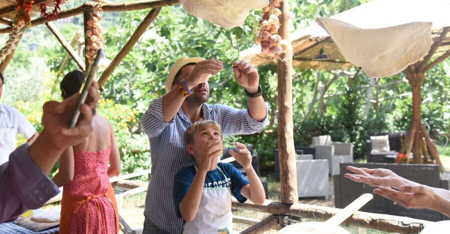 Sorrento: Pizza Lesson, Wine, and Limoncello at a Local Farm - From Vallone dei Mulini to the hills above Sorrento