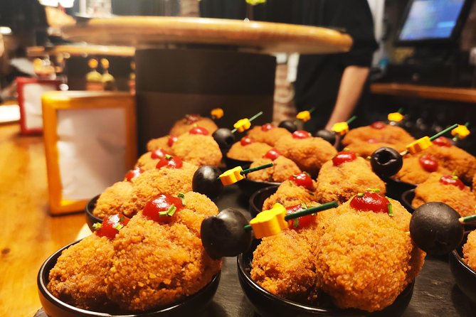 Spanish Wine and Tapas Tour in a Local Neighborhood in Barcelona - How the food is handled
