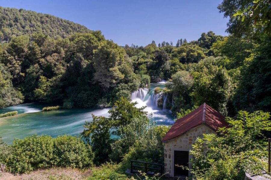 Split: Krka Waterfalls With Boat Cruise, Wine and Olive Oil - Free time in Skradin after the park