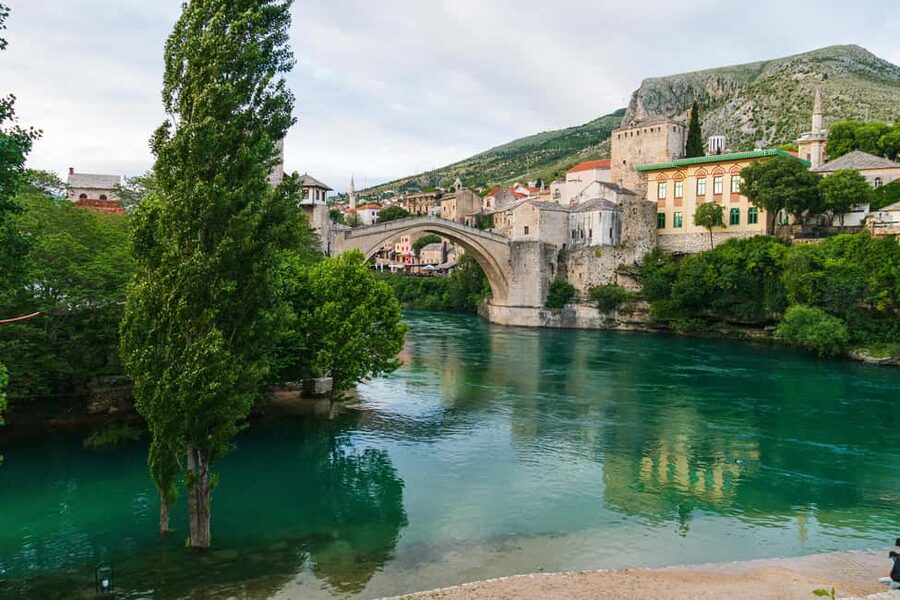 Split/Trogir: Mostar and Medjugorje Tour with Wine Tasting - Small details that improve the day