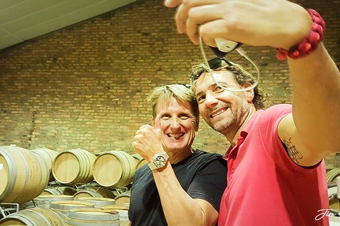 Stellenbosch Valley. Private wine tour with winemaker in Swedish or English. - Learning wine without the lecture-hall feeling