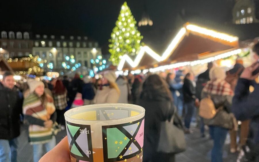Strasbourg: Christmas Markets Walking Tour with Mulled Wine - Walking through Strasbourg’s illuminated squares