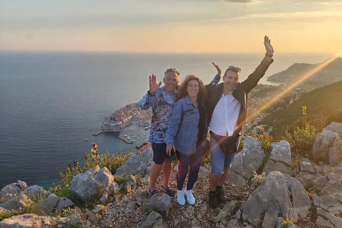 Sunset and Wine / Dubrovnik Sunset Tour and Premium Wine Tasting - Mount Srđ is the sunset payoff