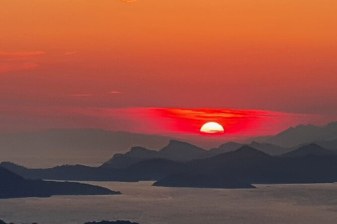 Sunset and Wine / Dubrovnik Sunset Tour and Premium Wine Tasting - Marko’s personal service shapes the evening