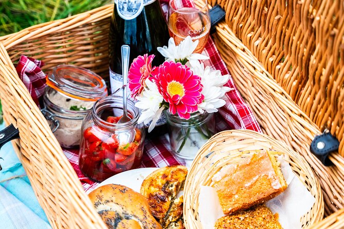 Sussex Vineyard & Winery Bus Tour on Iconic Vintage London Bus - Who will enjoy the tour most?