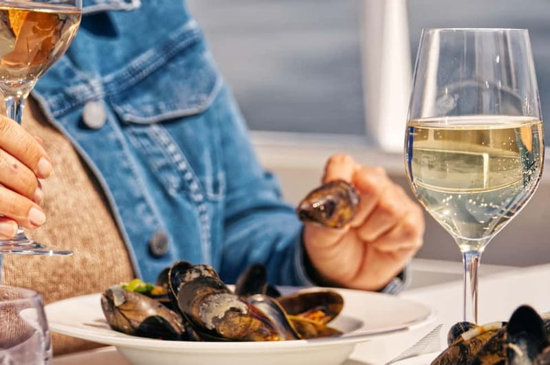 Sylt: Shell safari with boat | incl. Mussel tasting & 1 glass of wine - Why this small Sylt tour is worth your time