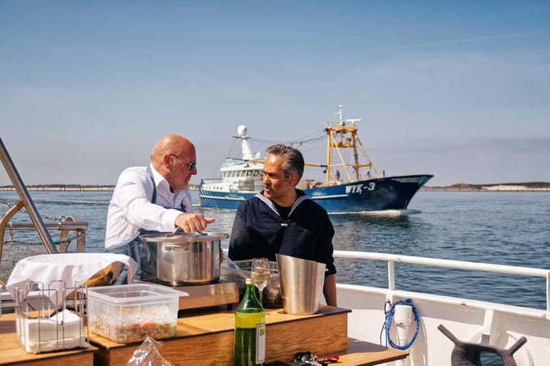 Sylt: Shell safari with boat | incl. Mussel tasting & 1 glass of wine - The guide makes or breaks this 90-minute format