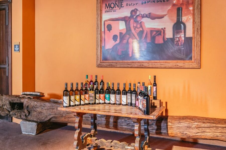 Tacoronte: Guided Winery Tour with Wine and Cheese Tastings - A 1750 family story, told inside the winery