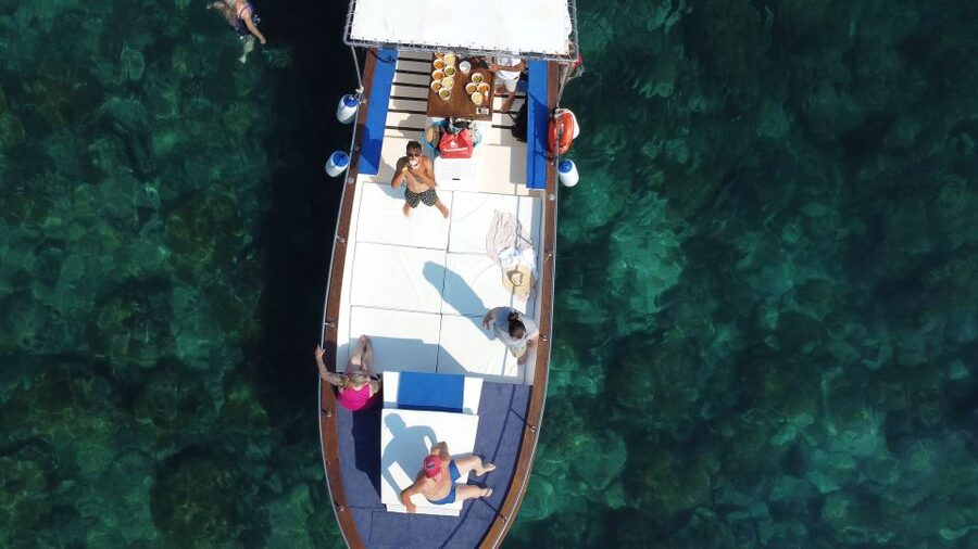 Taormina: Coastal Highlights Cruise with Wine & Food Tasting - Key points at a glance