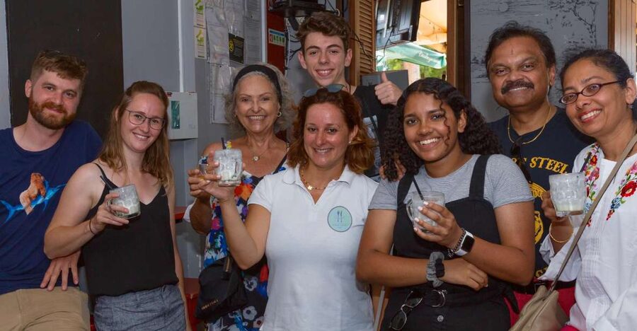 Taste Funchal: food, wine and cultural tour - Tea, pastries, and the first taste of Madeira