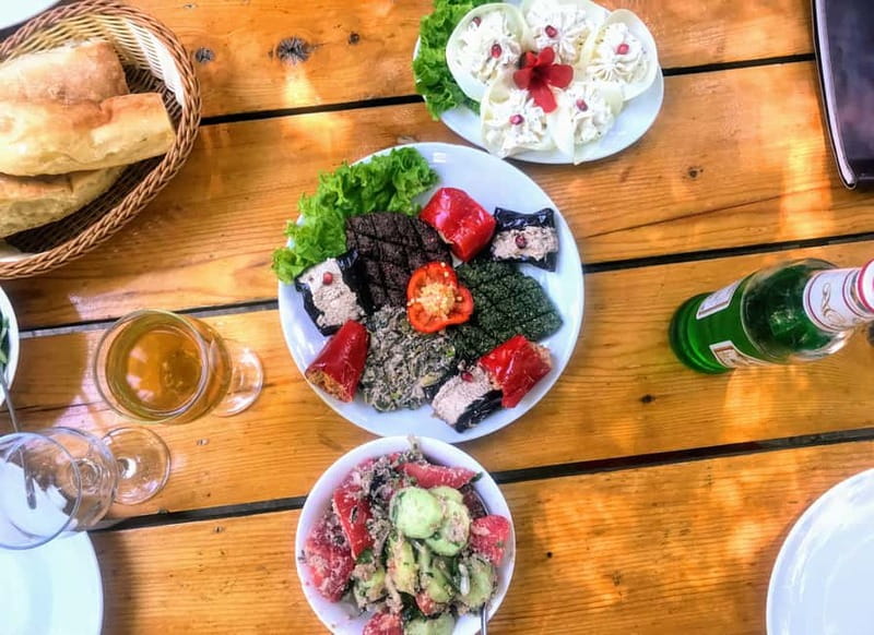 Tbilisi: Full-Day Kakheti & Sighnaghi Tour with Wine Tasting - Walking the Sighnaghi Wall