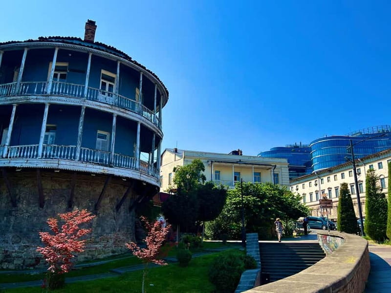 Tbilisi: Old & New City Guided Tour with 15 Tastings & Wine - Four wines, lemonade, and a glass of chacha