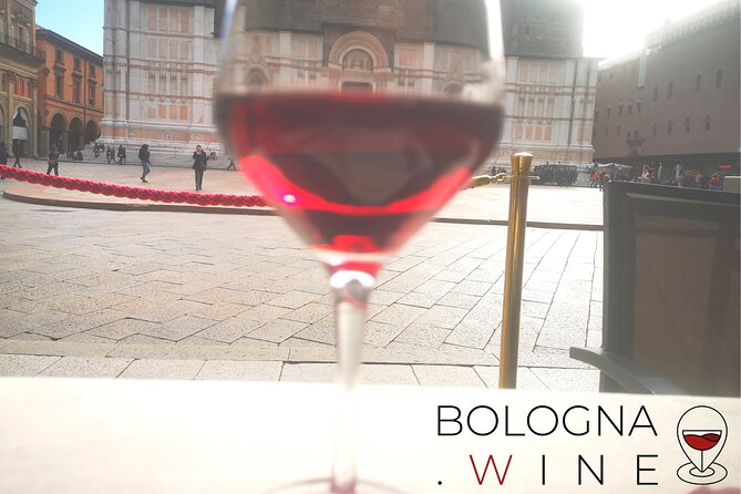 The downtown wine experience - Why this Bologna wine tour works well