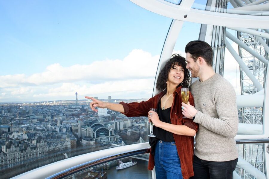 The London Eye Champagne Experience - What the Moët Champagne adds