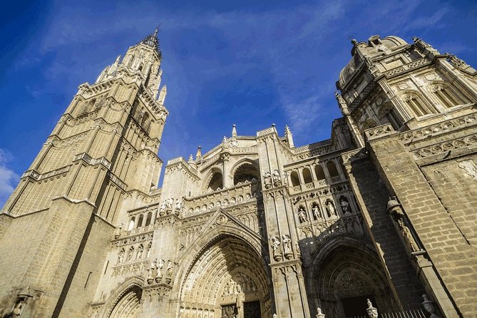 Toledo Tour & Vineyard Walk with Wine Tasting from Madrid - Three wines, a short schedule, and buying a bottle
