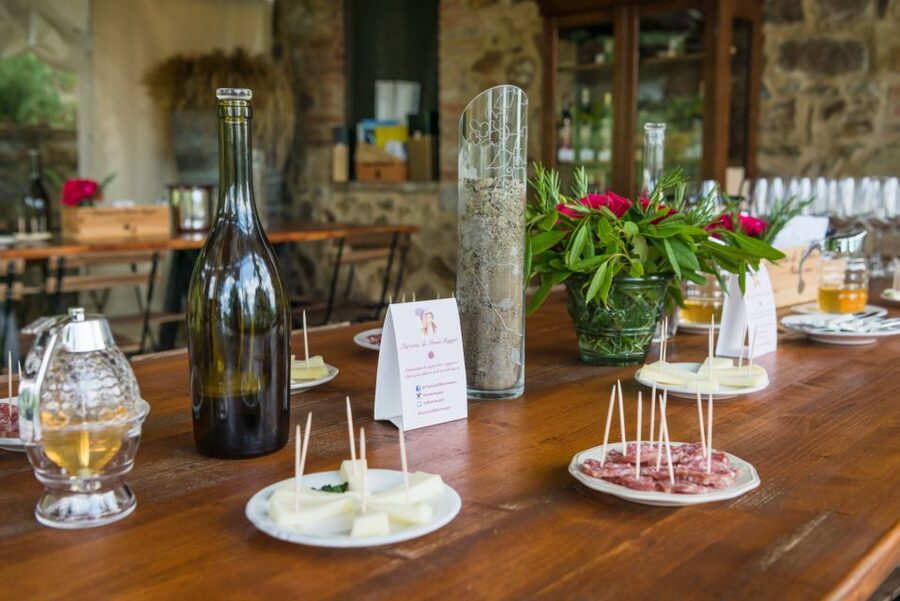 Total Immersion Wine Tour in Chianti - How the guides shape the visit