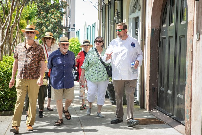 Undiscovered Charleston: Half Day Food, Wine & History Tour with Cooking Class - Lowcountry food explained in its proper context