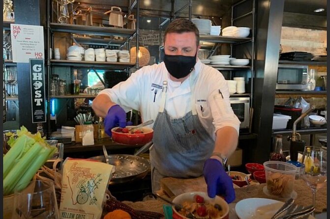 Undiscovered Charleston: Half Day Food, Wine & History Tour with Cooking Class - Meeting Chef Forrest at the Pineapple Fountain
